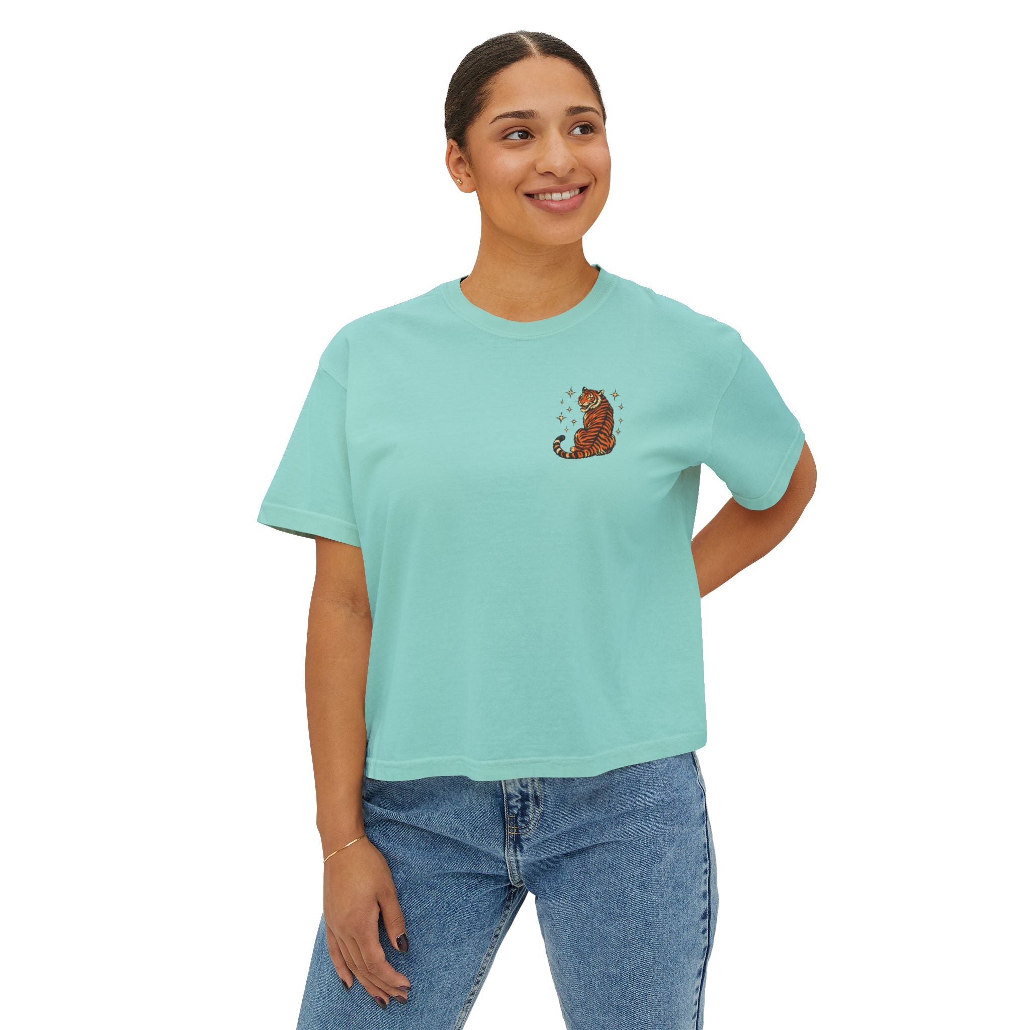 Women's Boxy Tee — Vintage Lantern & Cat Graphic T-Shirt